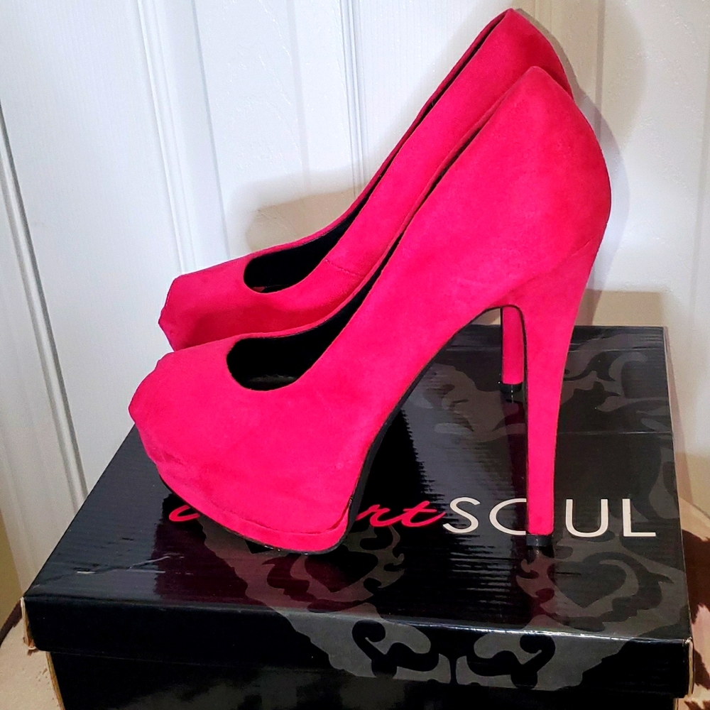 HeartSoul Peep-Toe Heel Pumps